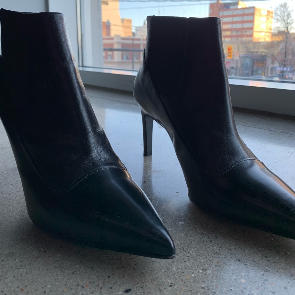 MaxMara Leather Booties Sz 39.5